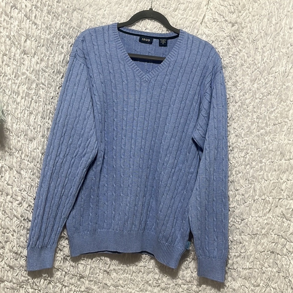 IZOD MENS CABLE KNIT VNECK BABY BLUE VINTAGE SWEATER SIZE XL - Picture 1 of 7